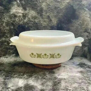 Vintage Fire King Anchor Hocking Meadow  Green
Round Casserole Dish